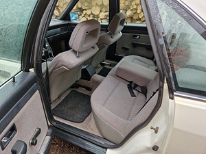 Audi 100 C3 2.0 85kW R5+LPG (10 foto / 14)