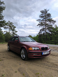 BMW E46 320D 2001 (2 foto / 8)