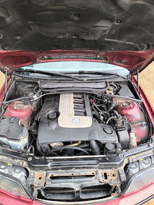 BMW E46 320D 2001 (7 foto / 8)