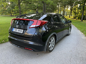 2012 Honda Civic (3 foto / 7)