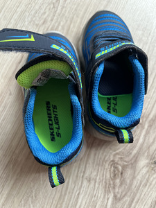 Skechers tossud 21 (3 foto / 3)