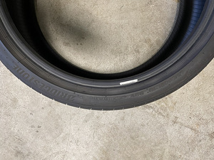 225/40/19 Bridgestone Turanza T005 (5 foto / 7)