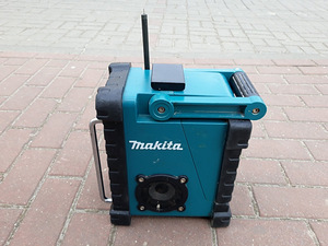 Makita BMR100 (2 foto / 4)