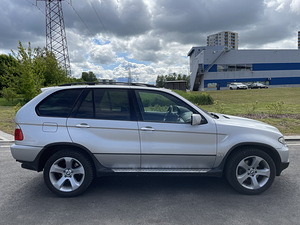 BMW X5 Sportpakett facelift 3.0 160kW (14 foto / 14)