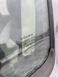 Volvo S60 Facelift 2.4 120kw diisel (13 foto / 14)
