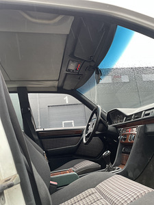 Mercedes Benz w124 200D (6 foto / 15)