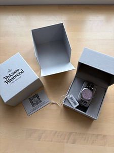 Vivienne Westwood Mews watch (1 foto / 4)