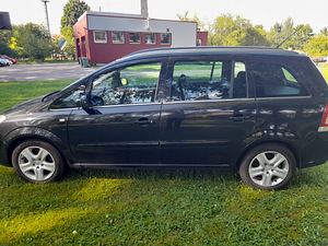 Opel zafira 1.7 2010 (14 foto / 15)