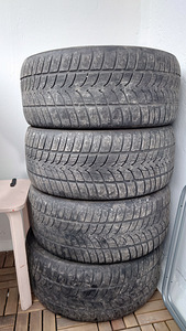 Minerva 245/40 R18 97V (1 foto / 3)