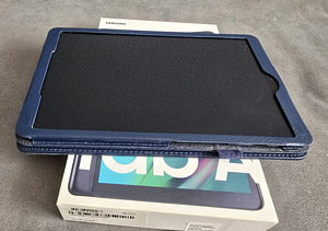 Samsung Galaxy Tab A 10.1 2/32 GB Wifi + LTE (6 foto / 6)
