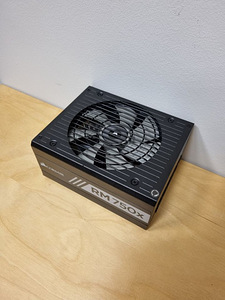 Corsair RM750x 750W 80 PLUS® Gold täismodulaarne PSU (4 foto / 4)