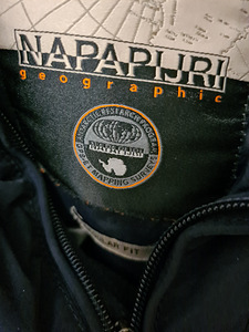 Anorak Napapijri (1 foto / 3)