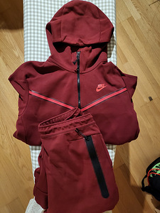Nike dressipluus (3 foto / 3)