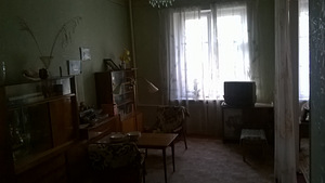 3-х кімнатна квартира в центрі міста Єнакієво