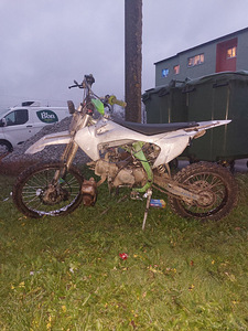 Krossikas yx140cc (5 foto / 5)