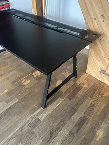 Müüa IKEA arvutilaud Utespelare (3 foto / 5)