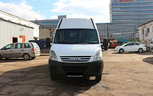 Iveco Daily 50c15 белый микроавтобус, 2011 г