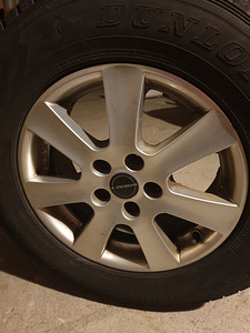 R16 Alloy Rims ( and 4 Free Tyres) (1 foto / 2)