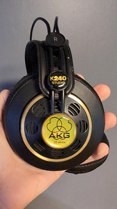 AKG K240 Studio (1 фото из 3)