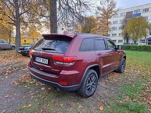 JEEP GRAND CHEROKEE 3.0 184 kW (4 foto / 5)