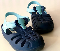 Laste sandaalid