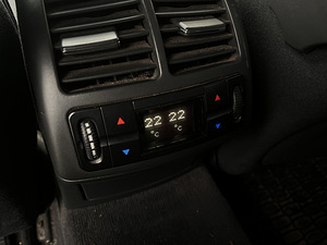 MERCEDES-BENZ E 320 CDI (12 foto / 13)