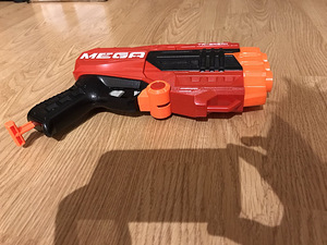 Nerf mega (2 foto / 2)