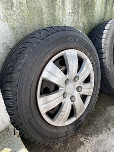 Rehvid 4tk M+S R14 185/70 (2 foto / 3)