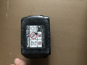 Makita trell+4.0ah aku (7 foto / 9)