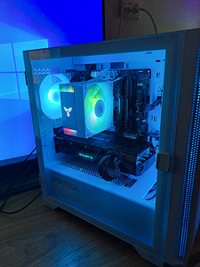 Budget PC Ryzen 5 5500/RX5700XT/32GB DDR4 (1 foto / 5)