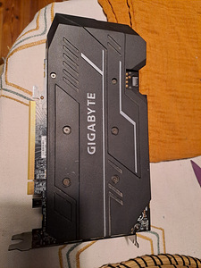 Gigabyte RTX 2060 6GB (2 foto / 5)