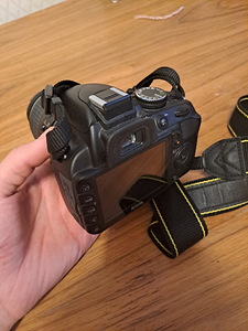 Nikon D3100+аксессуары (1 фото из 9)