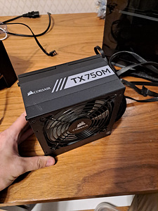 Corsair TX750M modular toiteplokk (1 foto / 3)