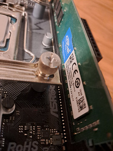 I7 10700KF+Asrock H470M-HVS+16GB DDR4+Cooler (3 foto / 6)
