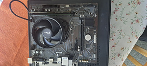 Ryzen 5 5600G/32GB/Gigabyte A520M/240GB SSD (1 foto / 4)