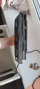 Asus ROG Strix RX 5700XT 8GB (2 foto / 5)