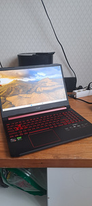 Acer Nitro 5 Ryzen 7 3750H/GTX1650/32GB/500GB M.2 (2 foto / 9)