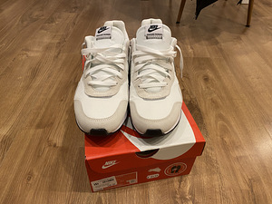 Nike jalatsid, 44 suurus uus (3 foto / 6)