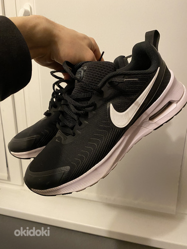 Nike кроссовки