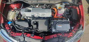 TOYOTA AURIS (6 фото из 15)