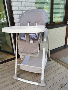 Hauck söögitool-lamamistool Sit N Relax 3 in 1 (1 foto / 4)