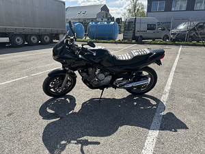 Yamaha XJ600 Diversion 2001.a. 45kW (6 foto / 9)