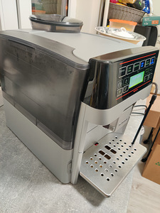 Bosch täisautomaatne espressomasin (3 foto / 8)