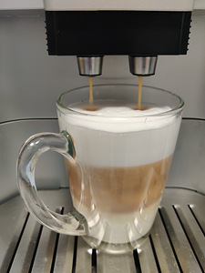 Siemens täisautomaatne espressomasin (5 foto / 6)