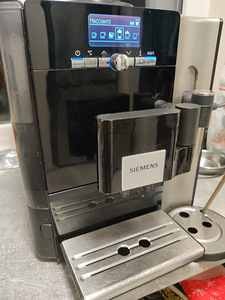Siemens täisautomaatne kohvimasin (1 foto / 4)