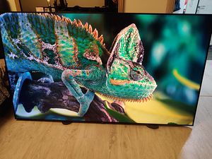 82" Samsung 4K UHD teler SmartTV (1 foto / 7)