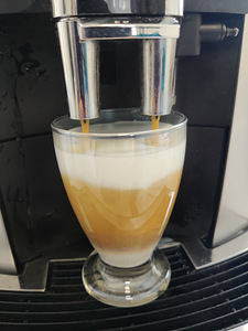 Jura automaatne espressomasin (5 foto / 5)