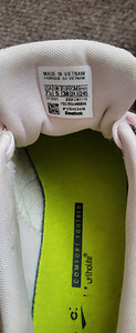 Кроссовки Reebok (5 фото из 5)