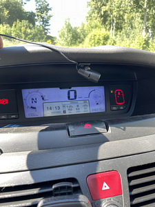 Citroen C4 Picasso (8 фото из 8)