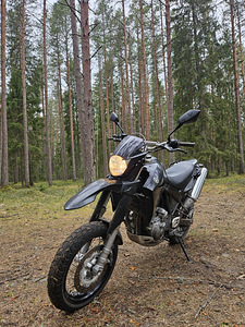 Yamaha XT660X (3 фото из 4)